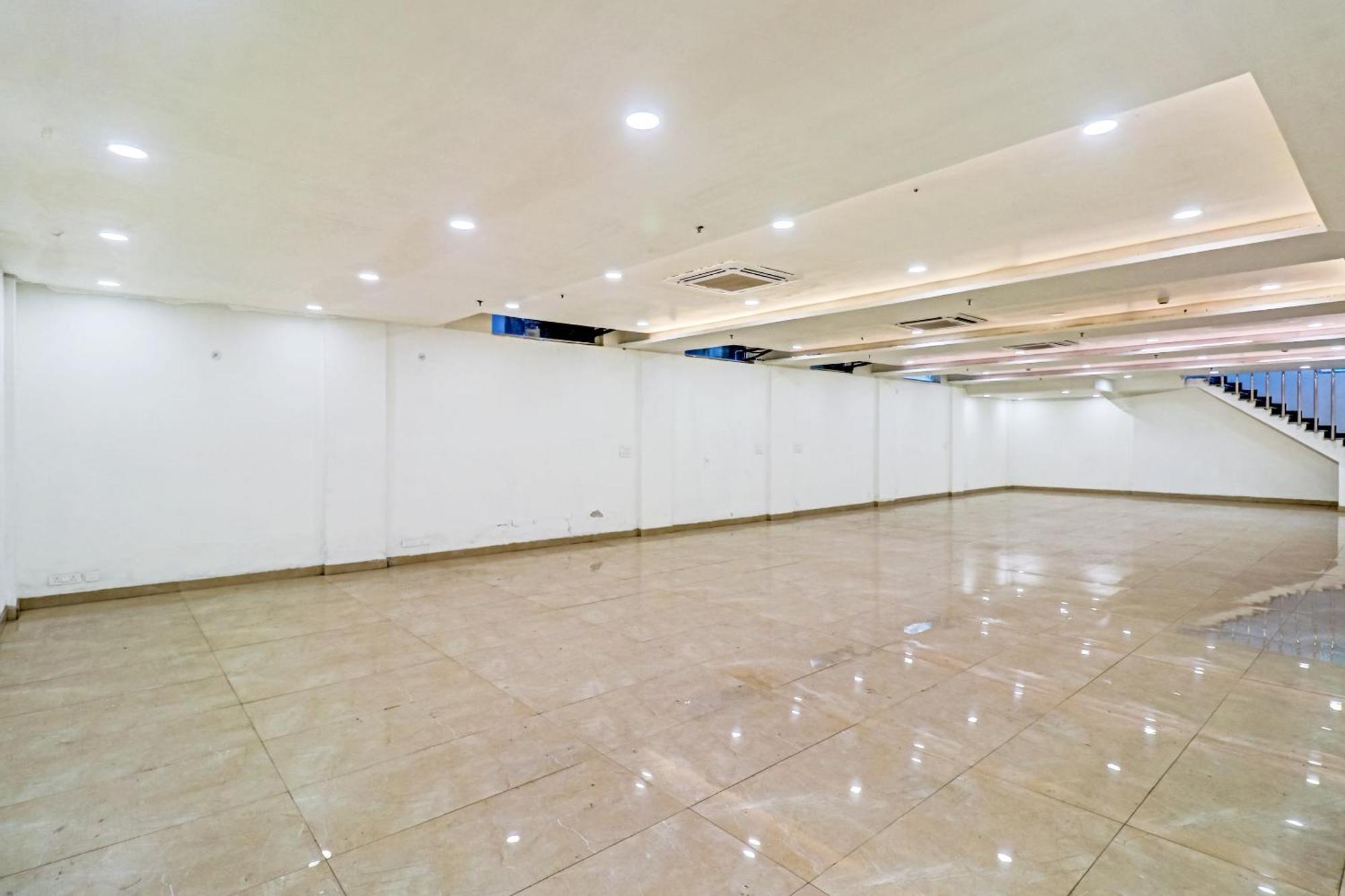 Townhouse Sector 30 Near Botanic Garden Of Indian Republic Hotell Noida Eksteriør bilde