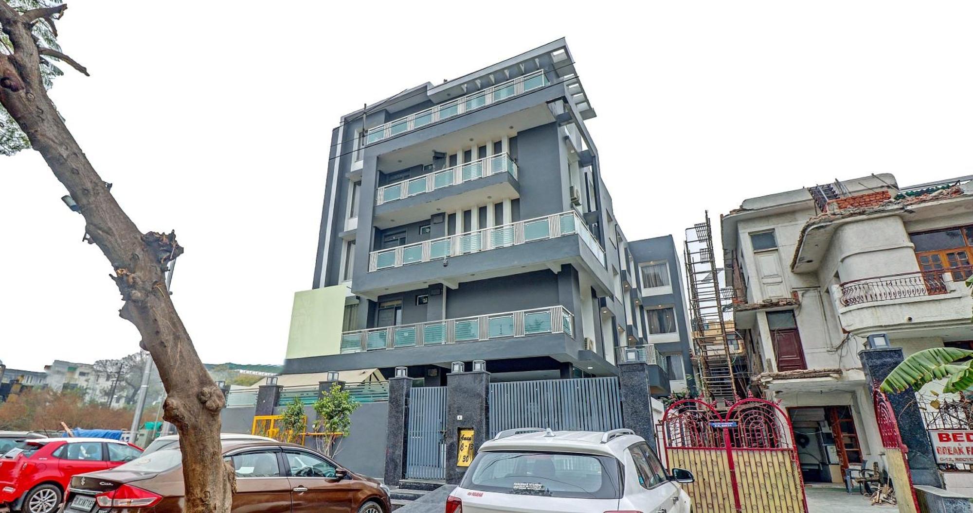 Townhouse Sector 30 Near Botanic Garden Of Indian Republic Hotell Noida Eksteriør bilde